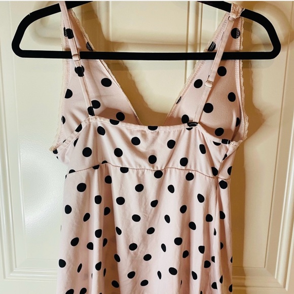 Marylin Monroe 2 pc Pajama sleep set M top and shorts pink with black polka dot - Picture 3 of 4